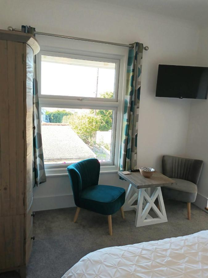 Contemporary One Bed Studio. Sea Views And Parking Westward Ho!  Extérieur photo