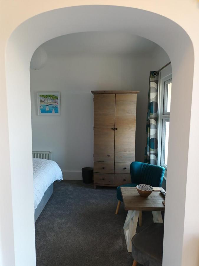 Contemporary One Bed Studio. Sea Views And Parking Westward Ho!  Extérieur photo