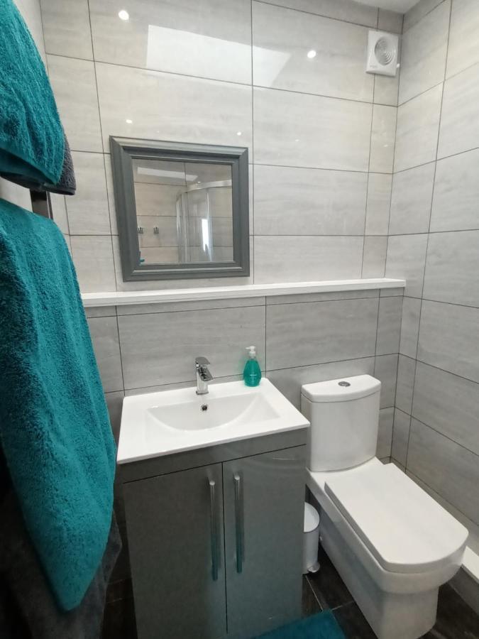 Contemporary One Bed Studio. Sea Views And Parking Westward Ho!  Extérieur photo