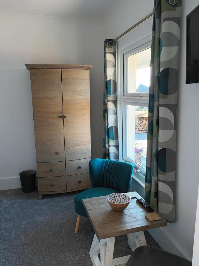 Contemporary One Bed Studio. Sea Views And Parking Westward Ho!  Extérieur photo